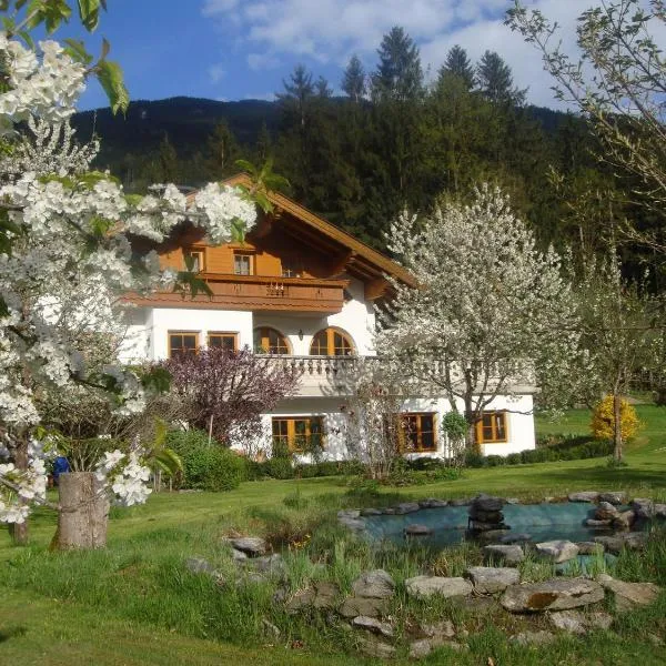 Ferienwohnungen Sunshine Stumm, hotel v destinaci Stumm