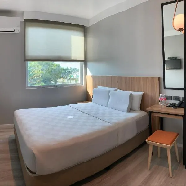 Go Hotels Bacolod, hotell i Bacolod