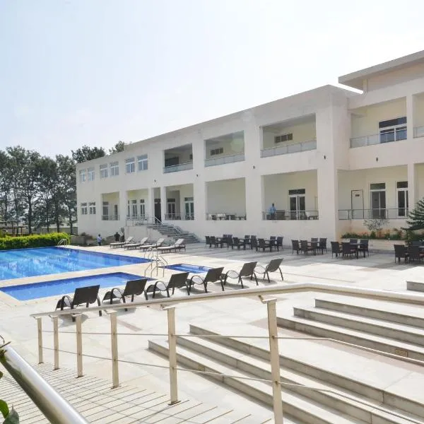 Spree Resort At Century Wintersun, hotel di Dod Ballāpur