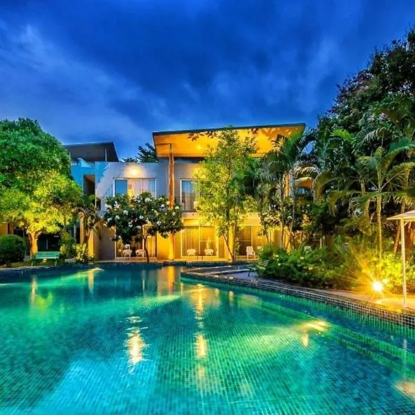 Paeva Luxury Serviced Residence SHA, hotel in Ban Khlong Bang Krathiam