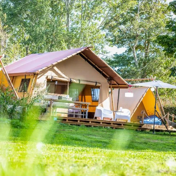 Lodge Holidays - Vrijhaven Heeg, hotel v destinaci Heeg