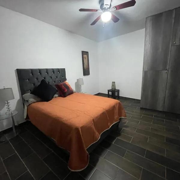Lovely and warming 3 bed, hotel in Morelia
