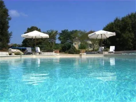 Gite l' Embrassement le Luquet Saint Beauzeil 82, hotel en Saint-Beauzeil