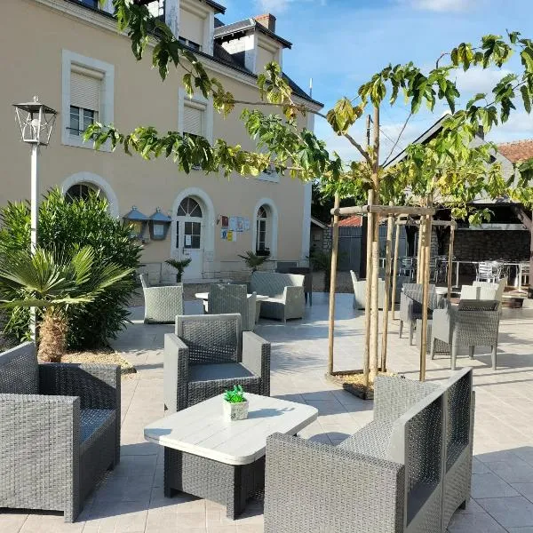 Hôtel Restaurant Le Moulin de la Renne Adults Only proche Zoo de Beauval – hotel w mieście Thésée