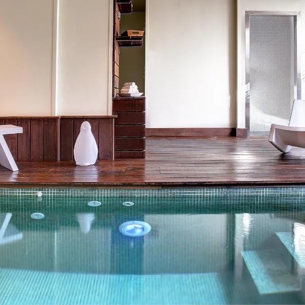 Hotel Restaurant Le Dauphin et Le Spa du Prieuré, hotel v destinácii Caen