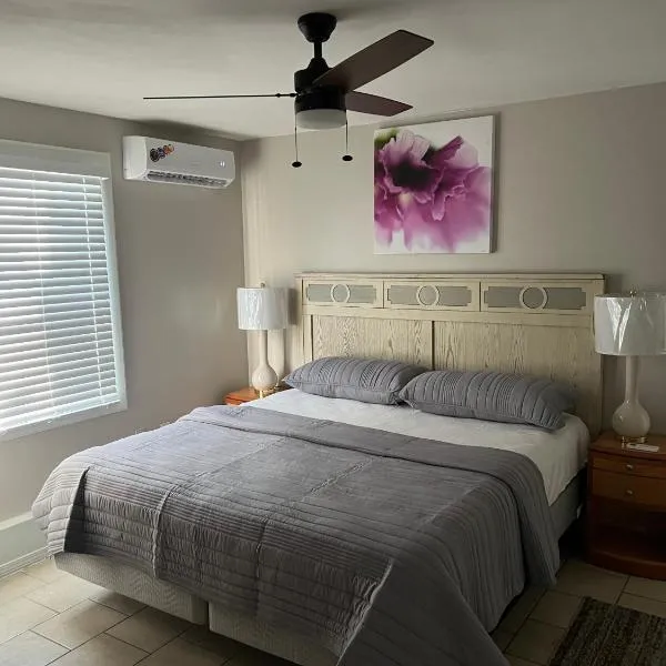 Near French Quarter Nice Two Bedrooms+, hotel in New Orleans