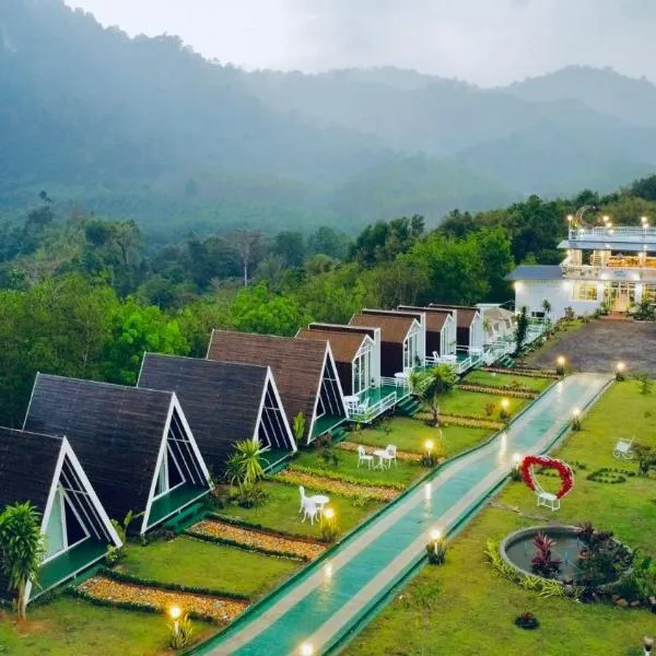 99 Camp and Cafe, hotel v destinaci Khao Sok