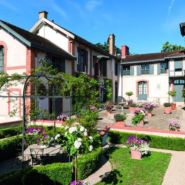 Guesthouse Domaine du Chalet, готель у місті Chigny-les-Roses