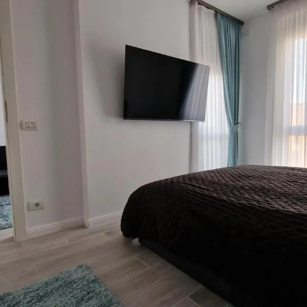 West Homes 34, hotel em Oradea