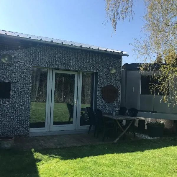 Dailly Chalet insolite, hotel v destinaci Couvin