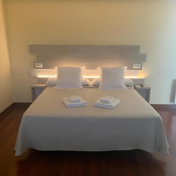 Posada H.El Alba, hotel Boó de Piélagosban