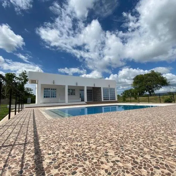 Finca Nuevo Sol (Hermosa casa de descanso), hotel v destinaci Melgar