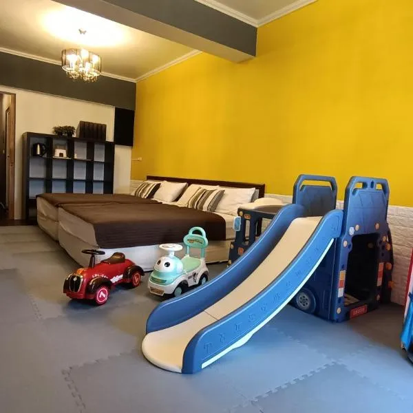 仲夏墾丁親子民宿, hotel v destinaci Nanwan