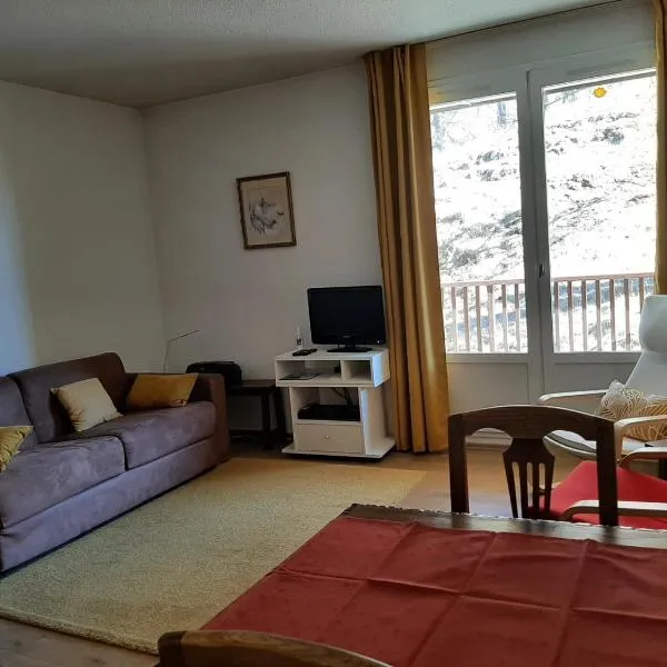La Foux d'Allos joli studio familial 2-4 pers, ski et randonnées, hotel v destinácii Allos
