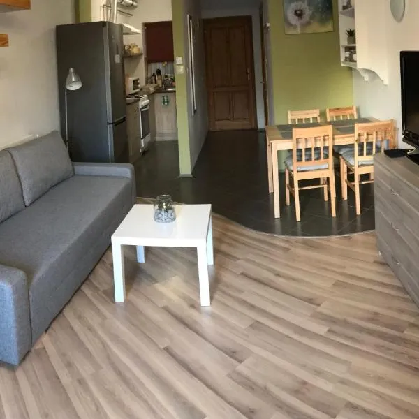 Pitypang Apartman, hotel in Gyula