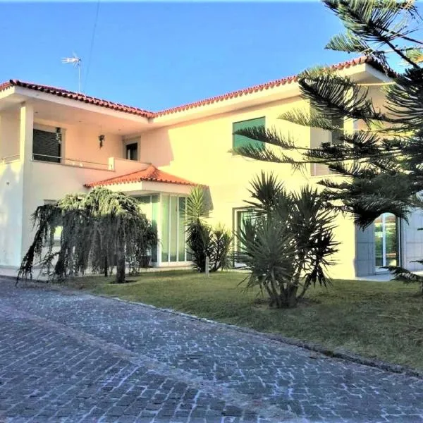 Anjos’home, hotel in Balugães