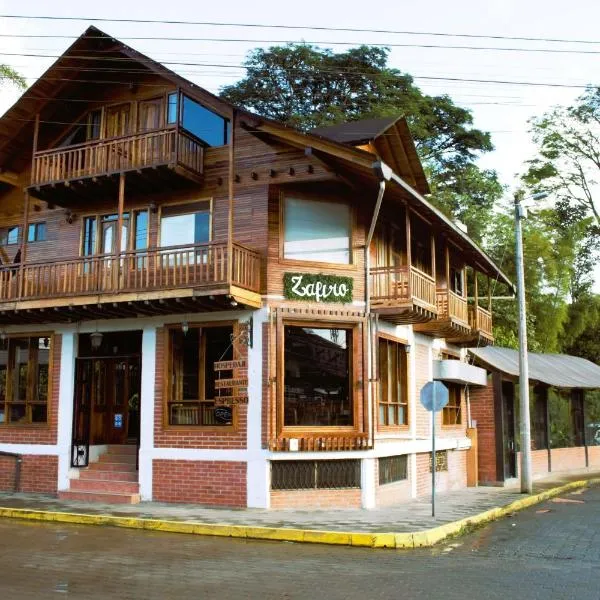 Zafiro Boutique Hotel, hotel v destinaci Mindo