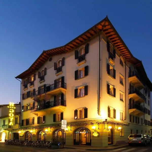 Hotel Goya, hotel in Forte dei Marmi