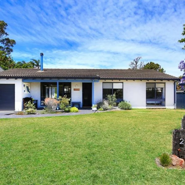 Aloha - Short Drive to Berry & The Beach - Fireplace and Firepit、Shoalhaven Headsのホテル