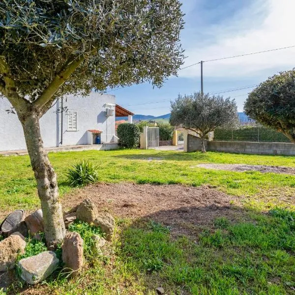 Villetta I Pitosfori, hotel v destinaci Palmadula
