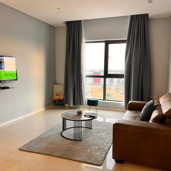 iTowers luxurious 1-Bedroom apartment- 15th Floor, hotel in Gaborone