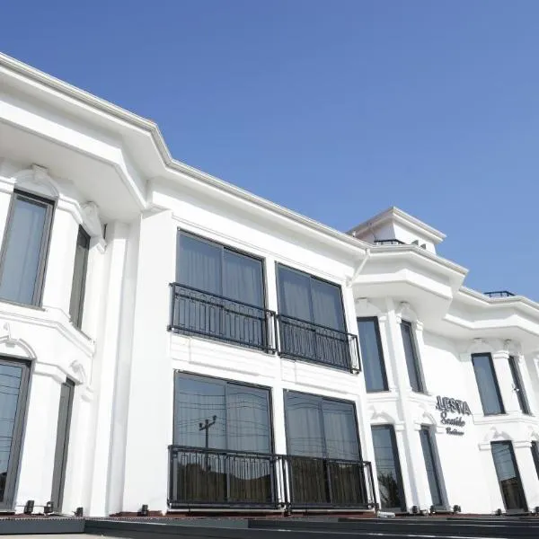 Alesta Seaside Residence, khách sạn ở Yaniklar