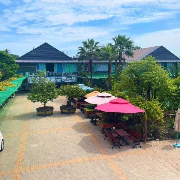 Khách sạn Vườn Cau & Khu vui chơi giải trí SaLa, hotel i Ấp Bàu Sen