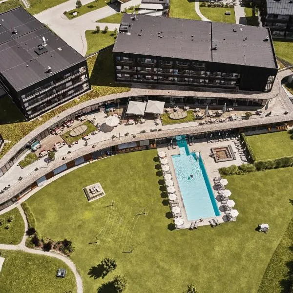 aja Bergresort Werfenweng, hotel v destinaci Werfenweng