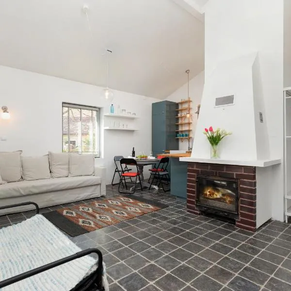 Quiet Holiday House near the Beach by Noclegi Renters, hotel v destinaci Pobierowo
