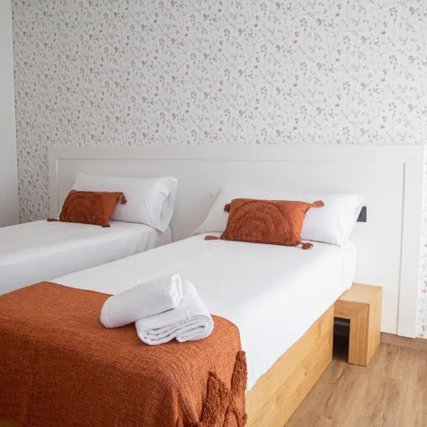 Pensión Praza das Coles, hotel v destinaci Melide