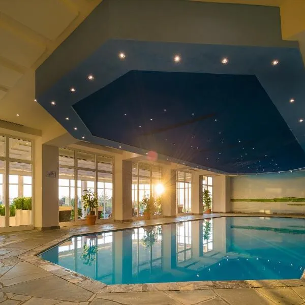 Balmer See – Hotel•Golf•Spa, hotel v destinaci Balm