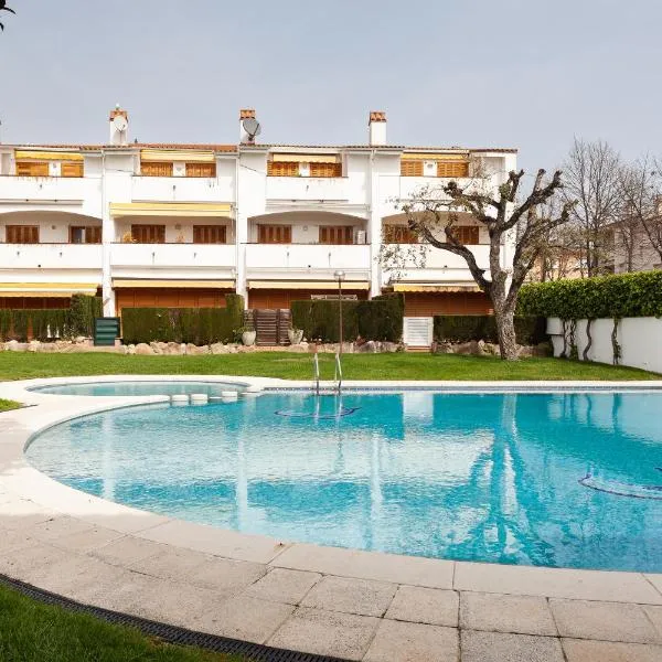La marinera Beach House, hotel v destinaci Platja  d'Aro