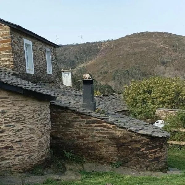 CASA DA POUPARIÑA, hotel en Puentes de García Rodríguez