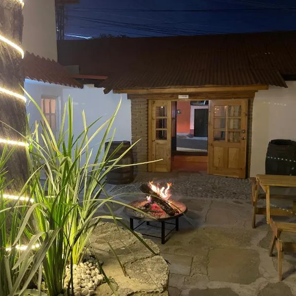 Casa Valentino Trattoria & Alojamiento, ξενοδοχείο σε Mineral del Monte