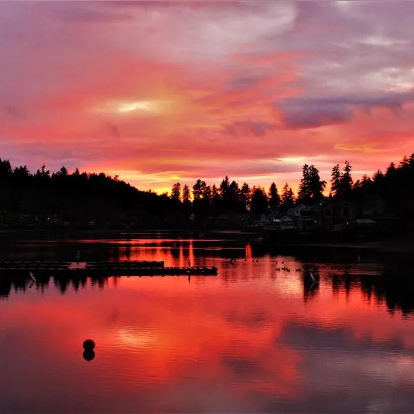 Lakeshore Inn, hotel a Clackamas