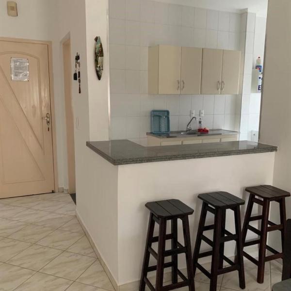 Apto c/2 quartos sendo uma suíte c/ar e 2banheiros - Foto 4