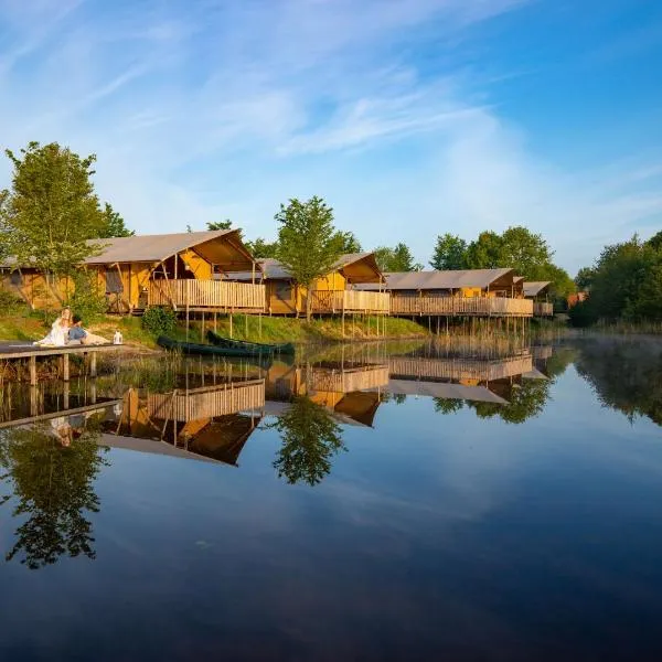 Luxe glamping tent, hôtel à Echtenerbrug