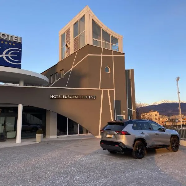 Hotel Europa Belluno, hotel v destinácii Belluno