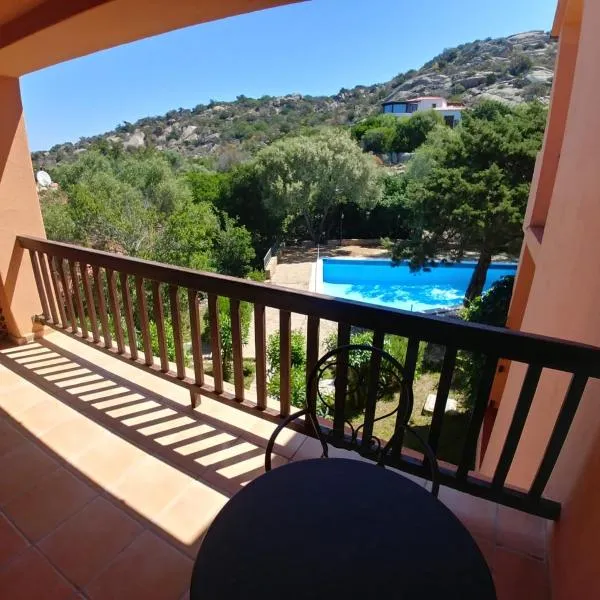 casa Valentina con piscina, hotel in Porto Rotondo