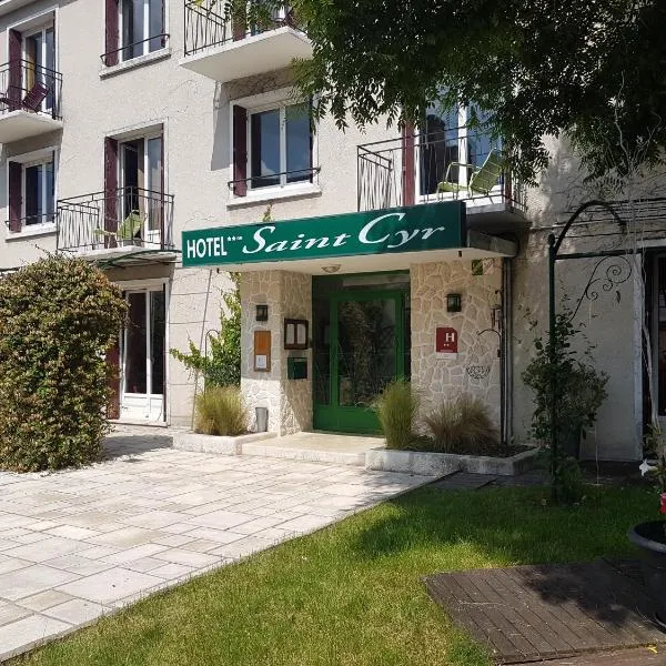 Logis Hôtel Saint Cyr, hotel v destinácii La Ferté-Saint-Cyr