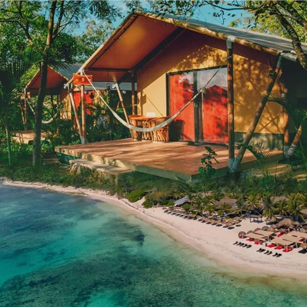 Serenity Authentic Glamping Tulum, hotel v destinaci Xpu Ha
