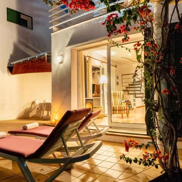 Villa Blanc, hotel v destinácii Sa Caleta