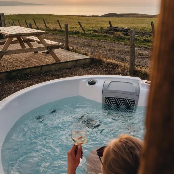 Monkstadt No 5 - MacQueen Cottage, hotel in Portree