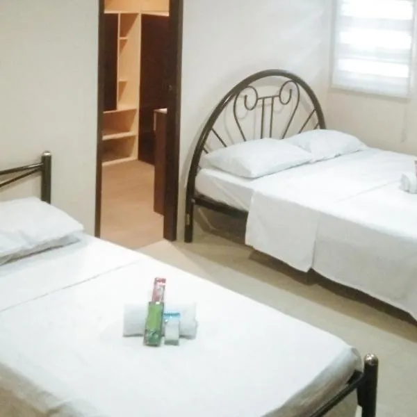 Skyleigh Apartelle by RedDoorz, hotel in Iloilo City