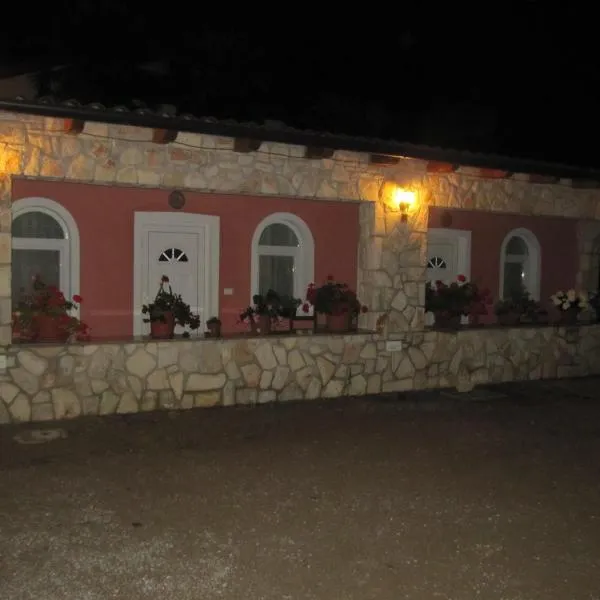 APARTMAJI GOSTILNA STAR MALN , Sečovlje 10, hotel v destinaci Sečovlje