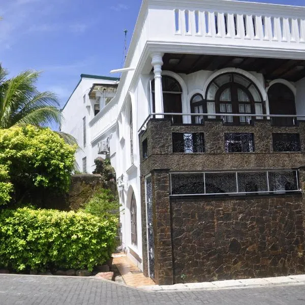 Fort de 19 Villa - Galle Fort, hotel v destinaci Galle