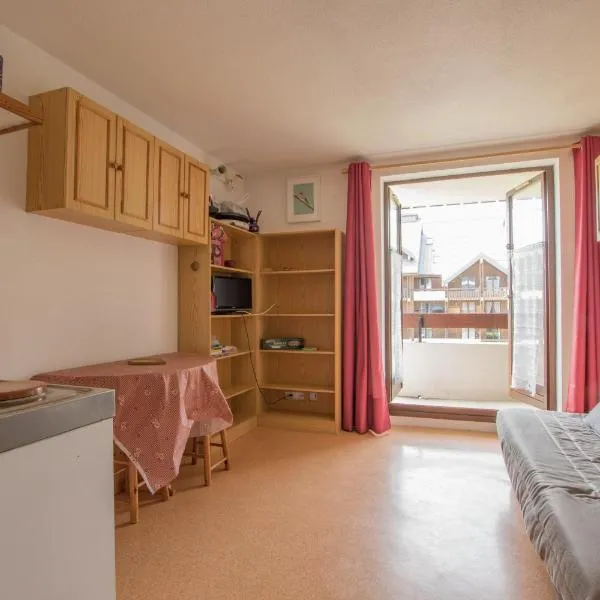 Studio Ella au cœur du village, hotel in Samoëns