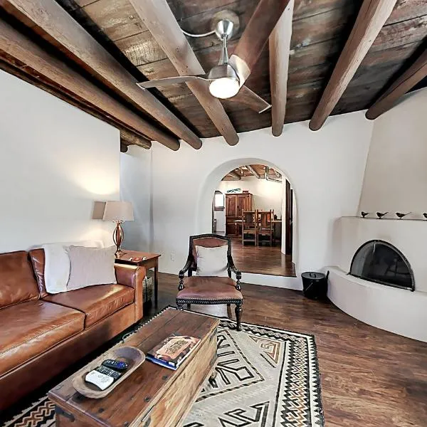 Pueblo Revival, hotel v destinaci Taos