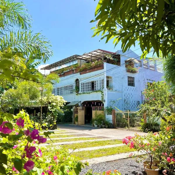 Balai Tinay Guesthouse, hotel Legazpiban