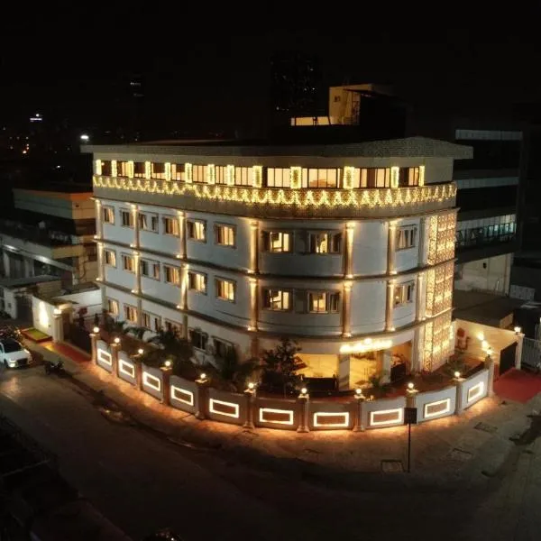 The Royal Palace Hotel 400703, hotelli kohteessa Navi Mumbai